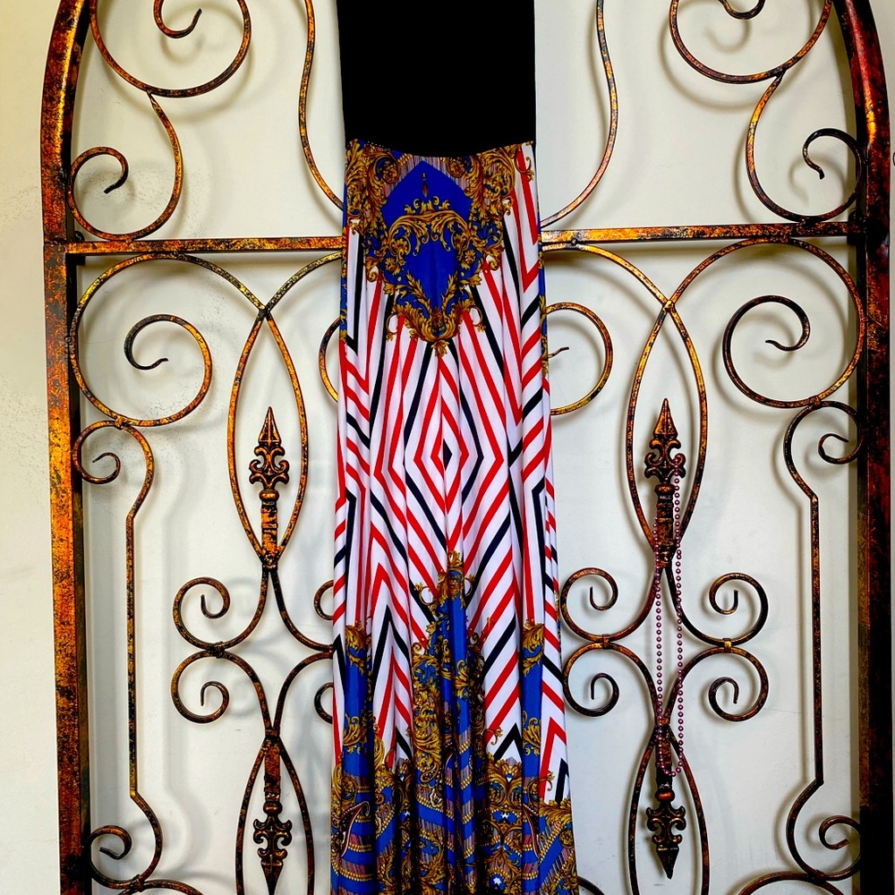 Strapless maxi dress. Lightweight